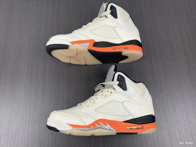 1st Kicks Shoes Total Jordan 5 DC1060-100 Retro Orange 0730
